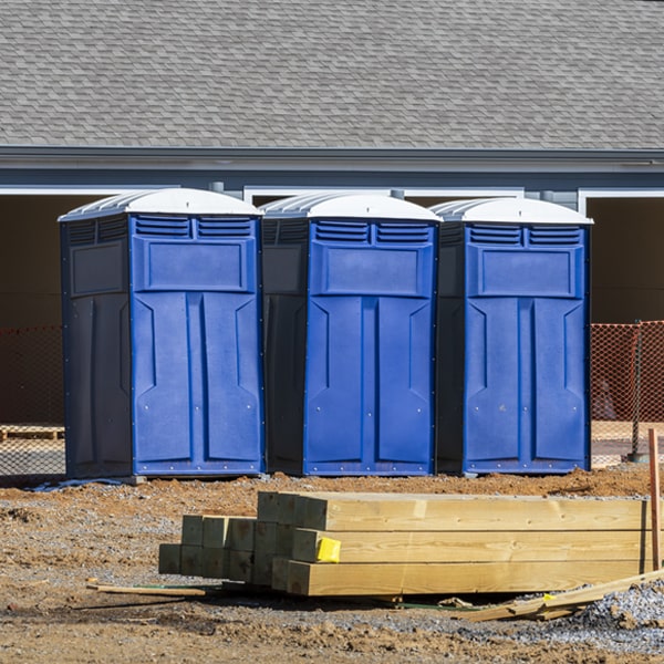 what is the cost difference between standard and deluxe porta potty rentals in Geff